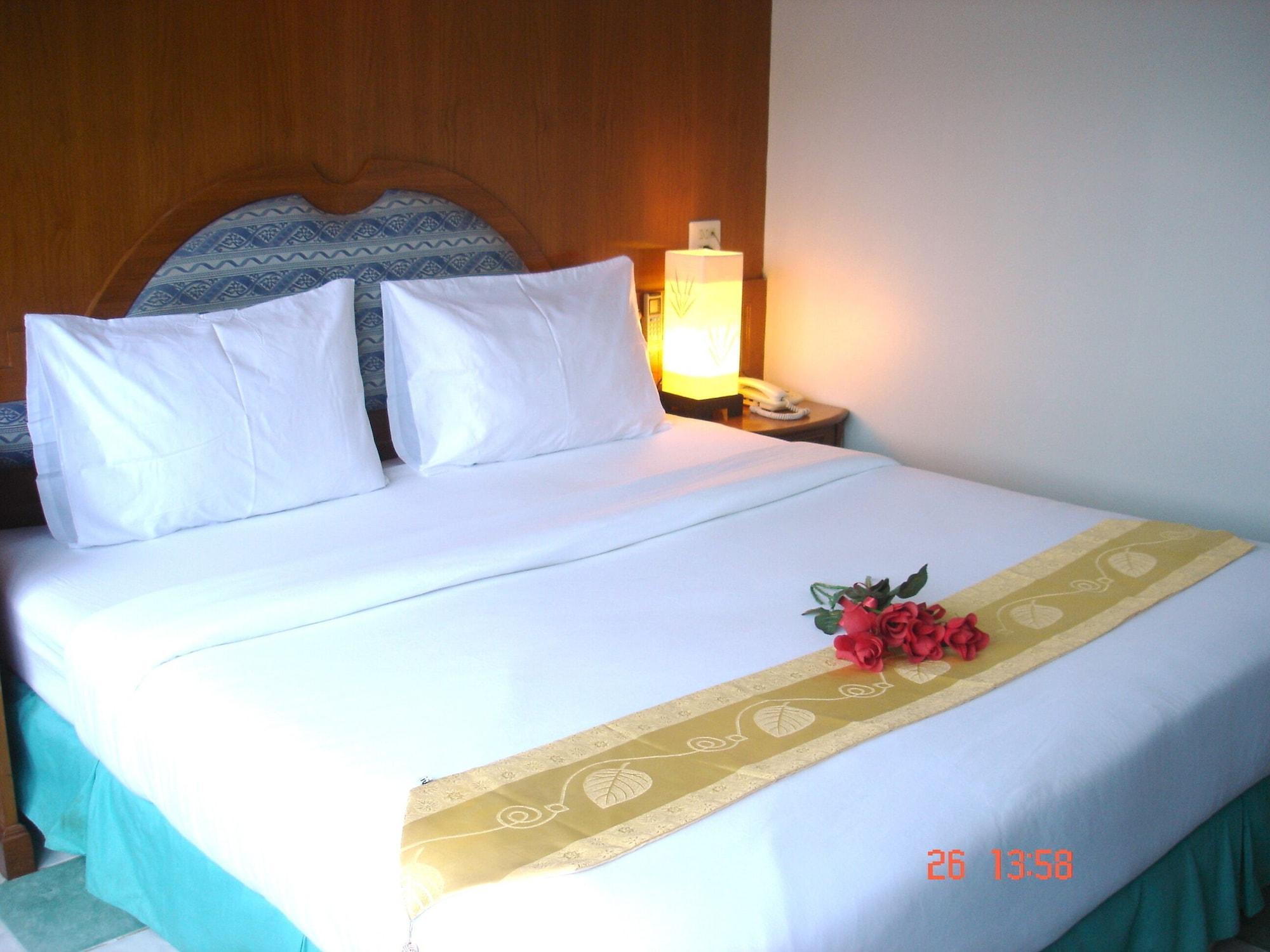 Lamai Hostel