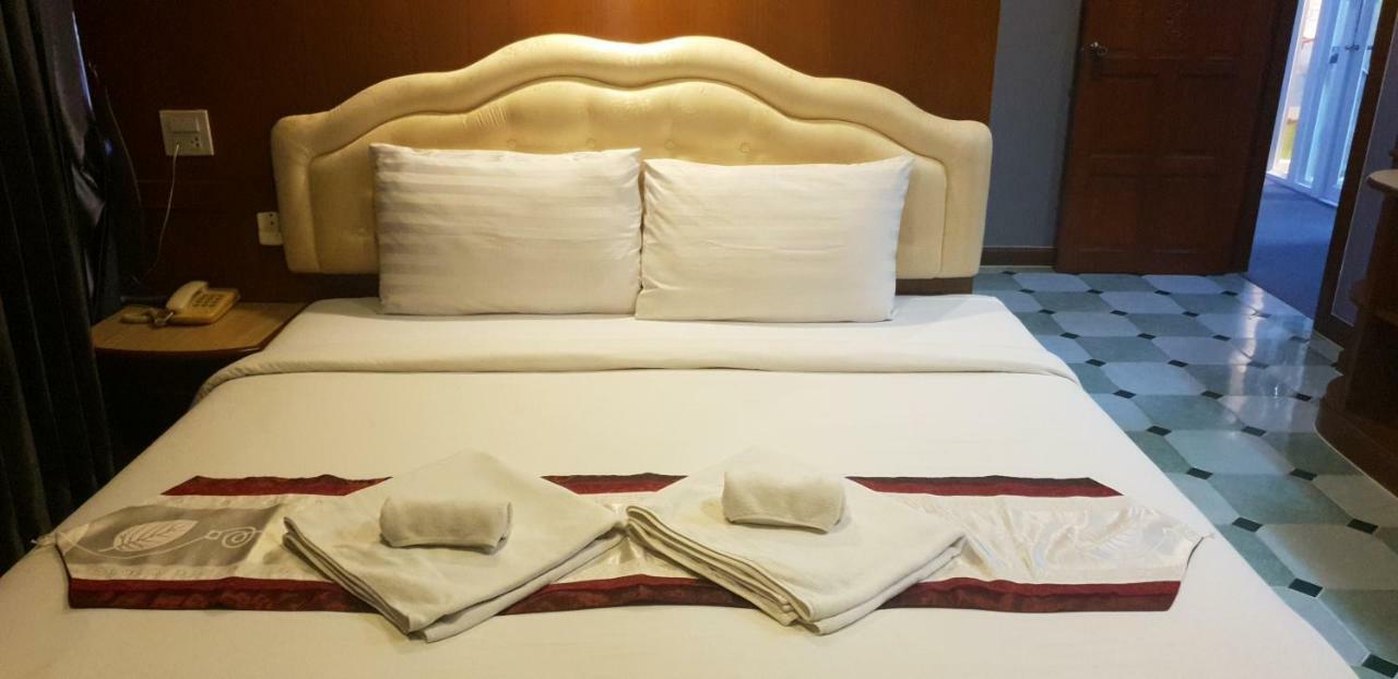 Lamai Hostel